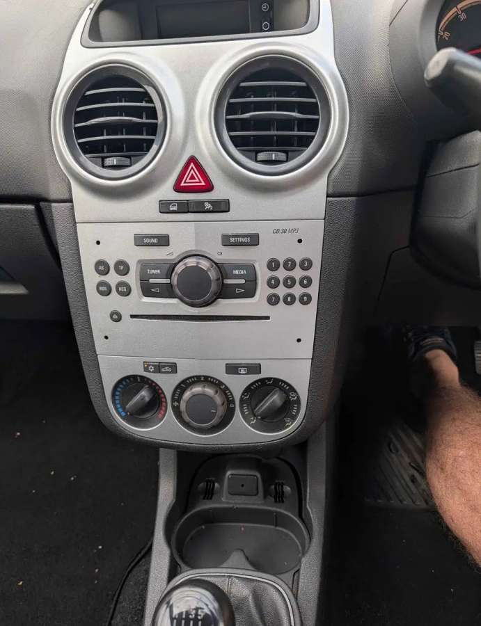 2014 Vauxhall Black