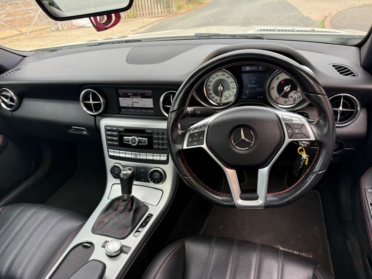 2013 Mercedes-Benz White