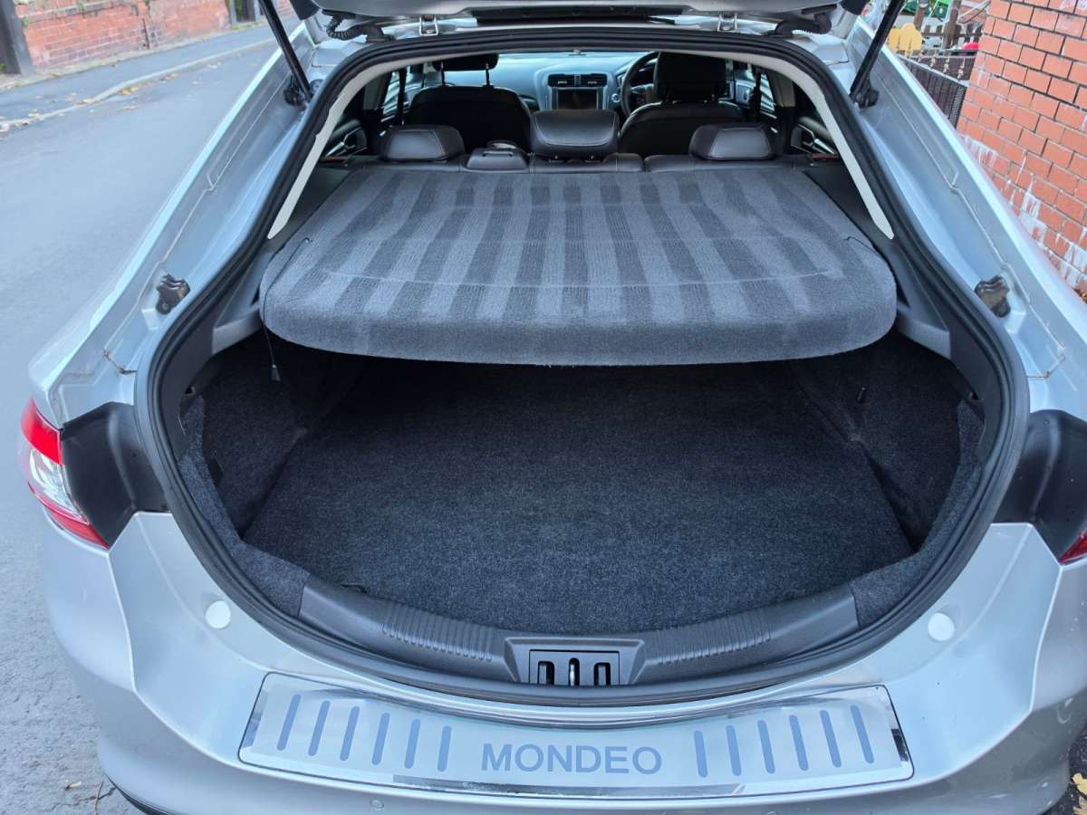 2015 Ford mondeo