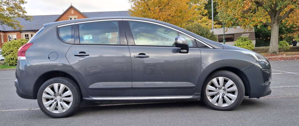 Peugeot 3008 Active 1.6 Blue HDI S/S – 2015