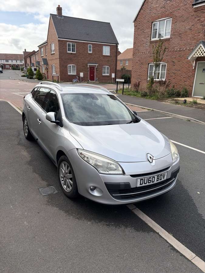 2010 Renault Megane Silver