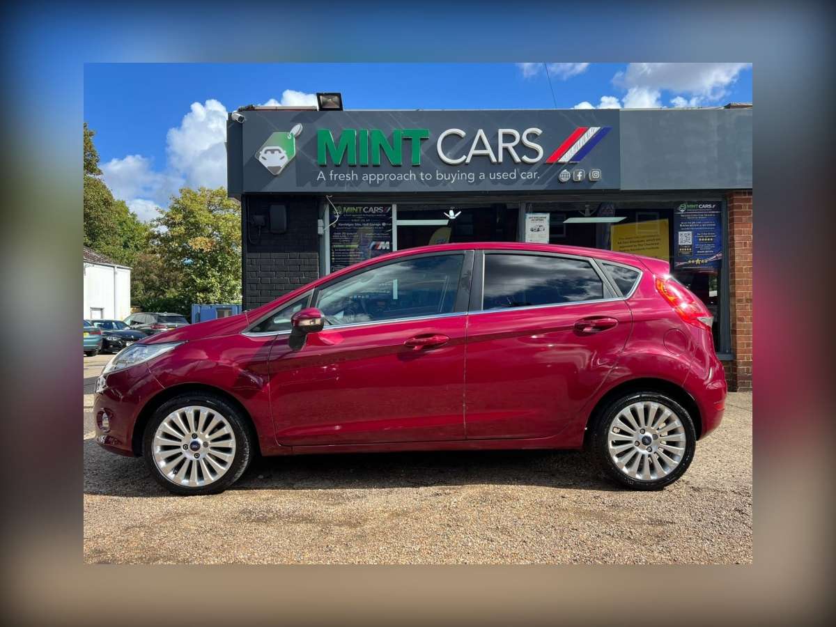 2009 Ford Fiesta 1.4 Titanium Hatchback 5dr Petrol Automatic (154 g/km, 94 bhp)
