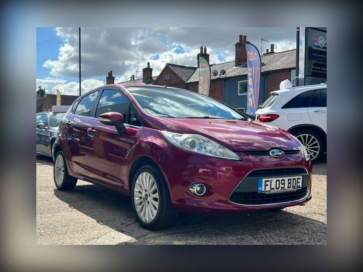2009 Ford Fiesta 1.4 Titanium Hatchback 5dr Petrol Automatic (154 g/km, 94 bhp)