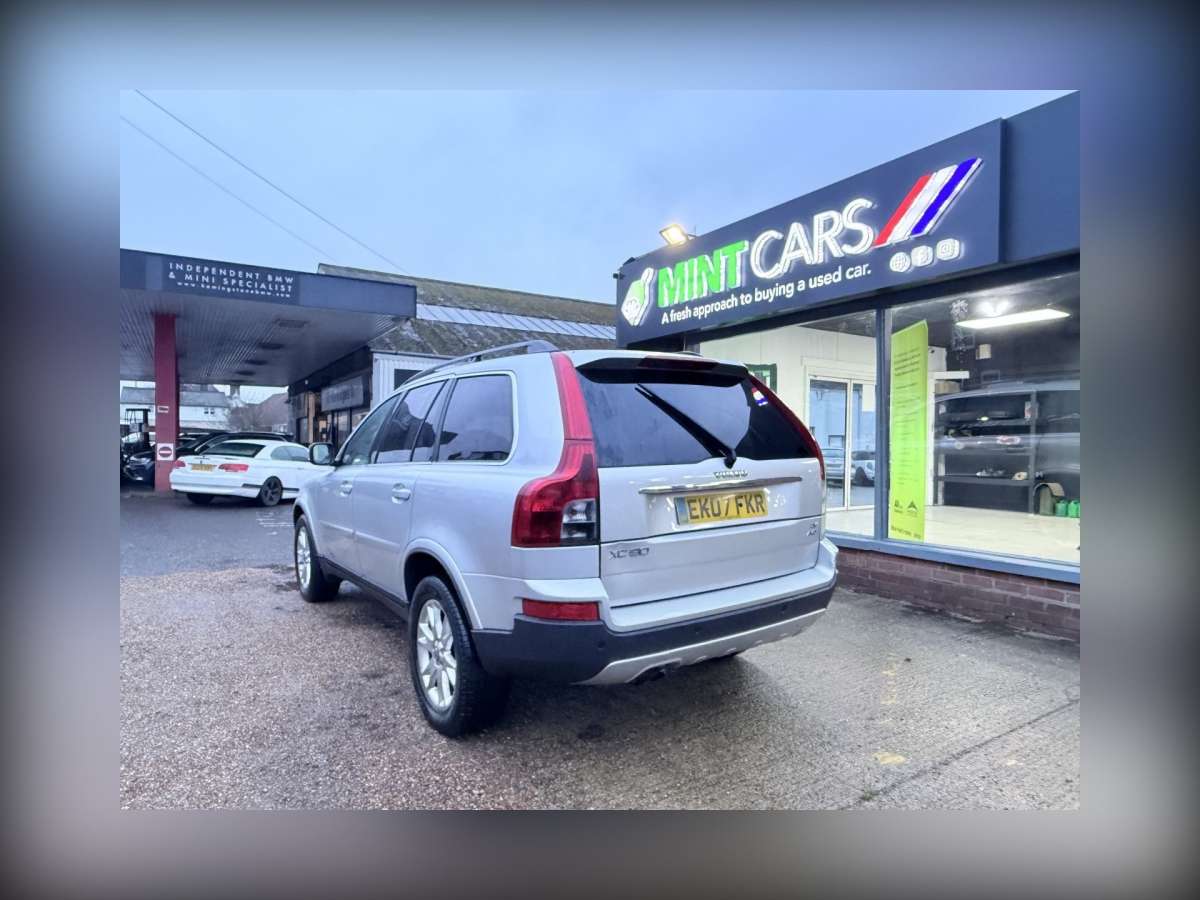 2007 Volvo XC90 2.4 D5 SE SUV 5dr Diesel Geartronic AWD (239 g/km, 182 bhp)