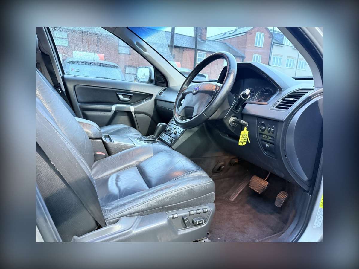 2007 Volvo XC90 2.4 D5 SE SUV 5dr Diesel Geartronic AWD (239 g/km, 182 bhp)