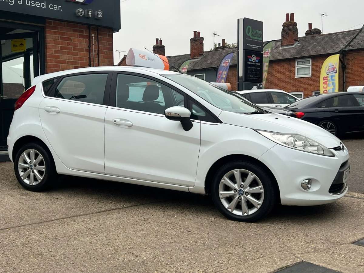 2010 Ford Fiesta 1.4 TDCi Zetec Hatchback 5dr Diesel Manual (110 g/km, 67 bhp)