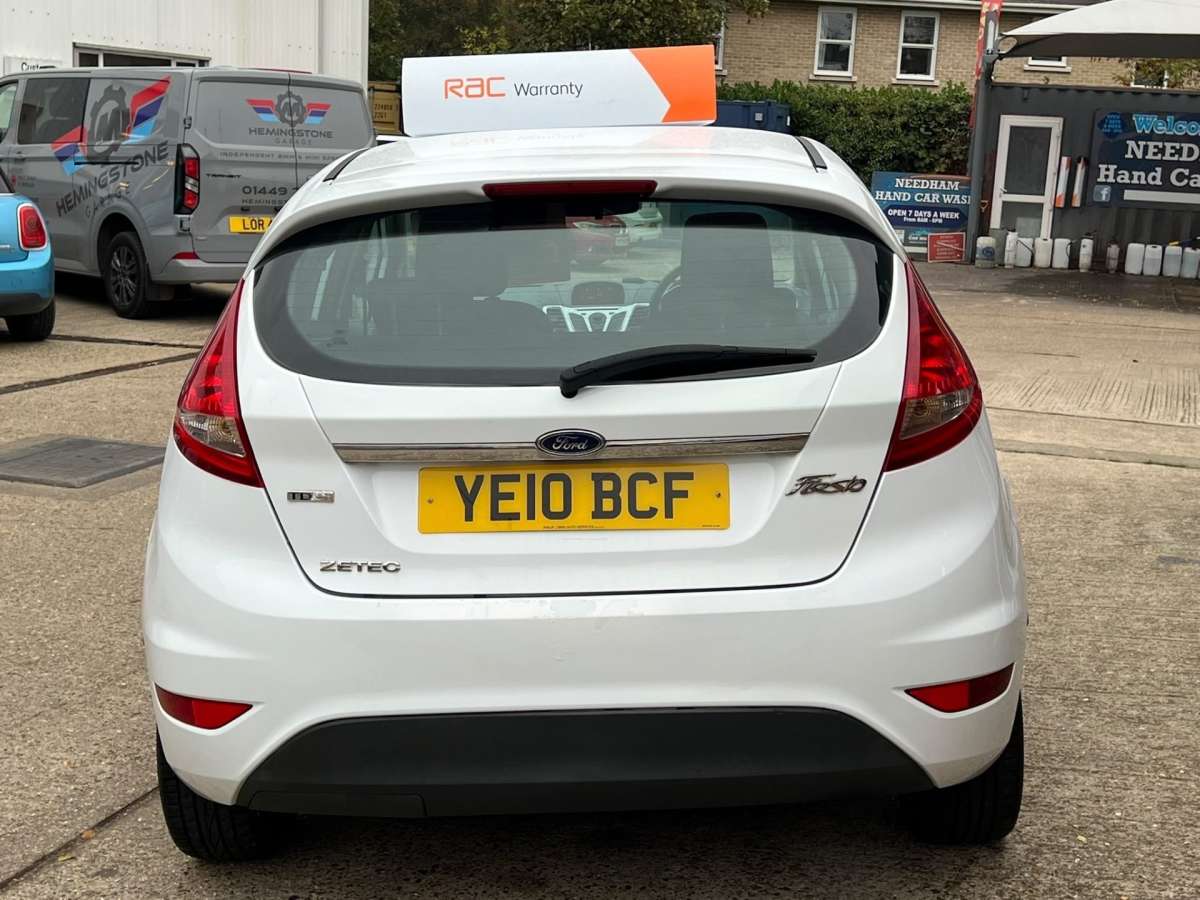 2010 Ford Fiesta 1.4 TDCi Zetec Hatchback 5dr Diesel Manual (110 g/km, 67 bhp)