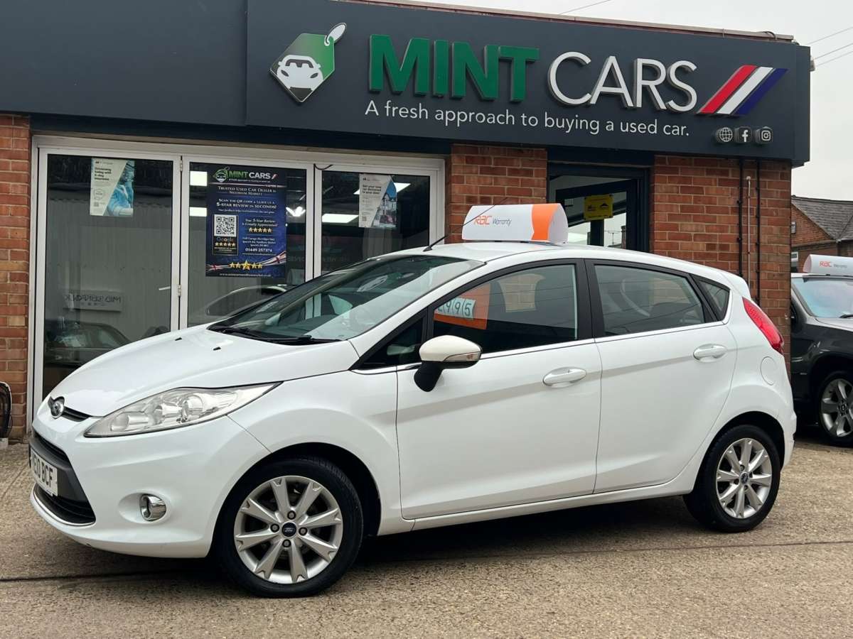 2010 Ford Fiesta 1.4 TDCi Zetec Hatchback 5dr Diesel Manual (110 g/km, 67 bhp)