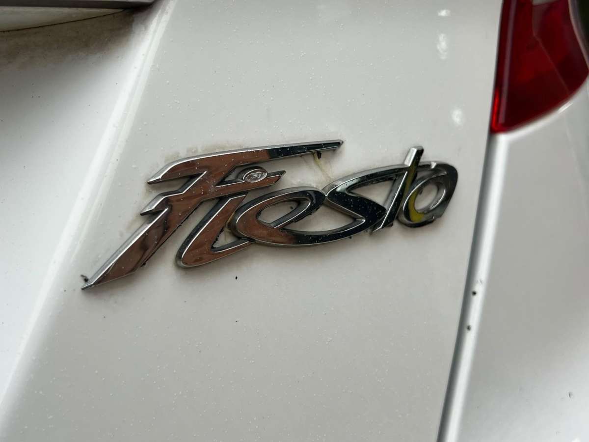 2010 Ford Fiesta 1.4 TDCi Zetec Hatchback 5dr Diesel Manual (110 g/km, 67 bhp)