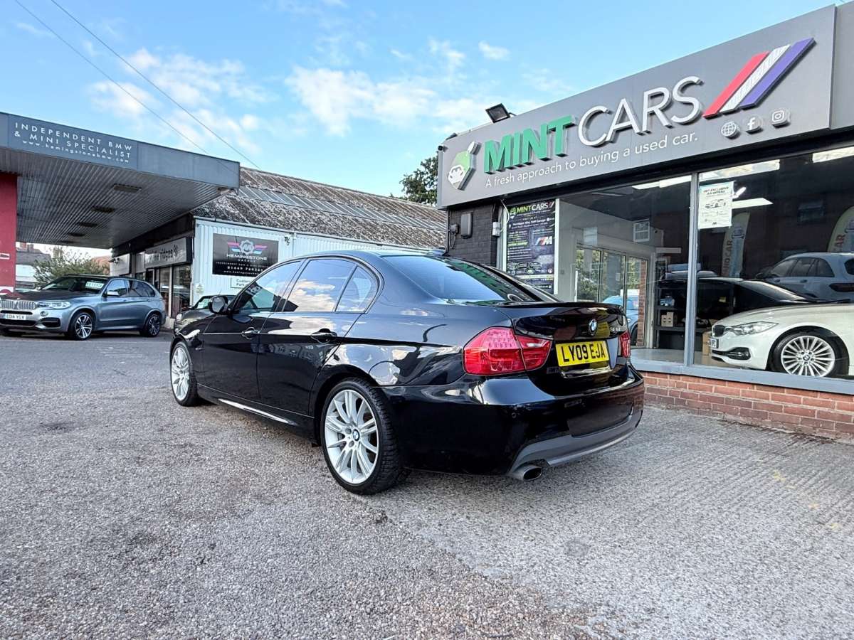 2009 BMW 3 Series 2.0 320i M Sport Saloon 4dr Petrol Steptronic Euro 4 (170 ps)