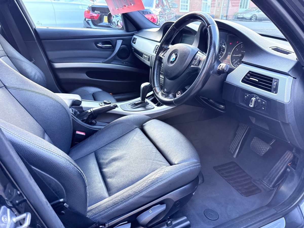 2009 BMW 3 Series 2.0 320i M Sport Saloon 4dr Petrol Steptronic Euro 4 (170 ps)