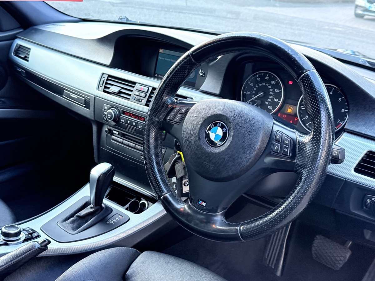 2009 BMW 3 Series 2.0 320i M Sport Saloon 4dr Petrol Steptronic Euro 4 (170 ps)