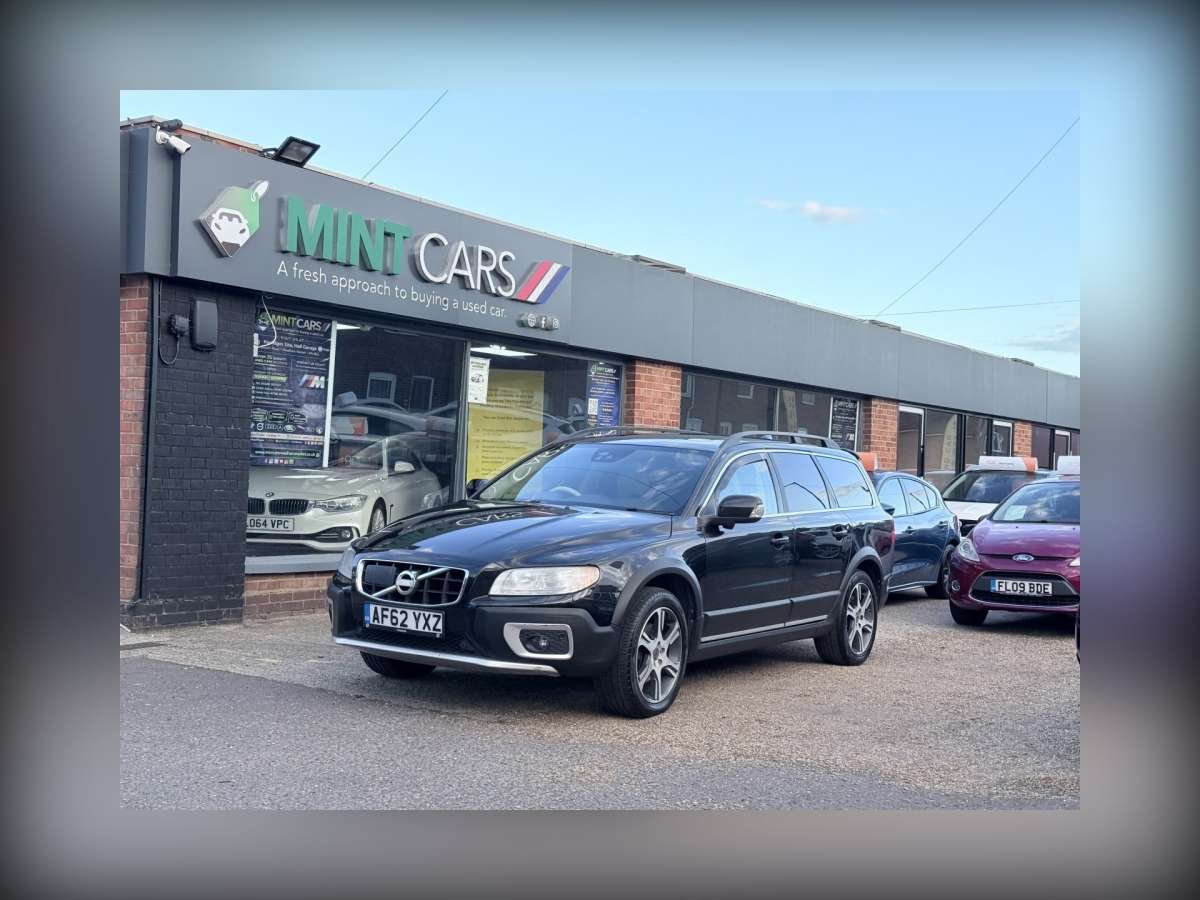 2012 Volvo XC70 2.4 D5 SE Lux Estate 5dr Diesel Geartronic AWD Euro 5 (215 ps)