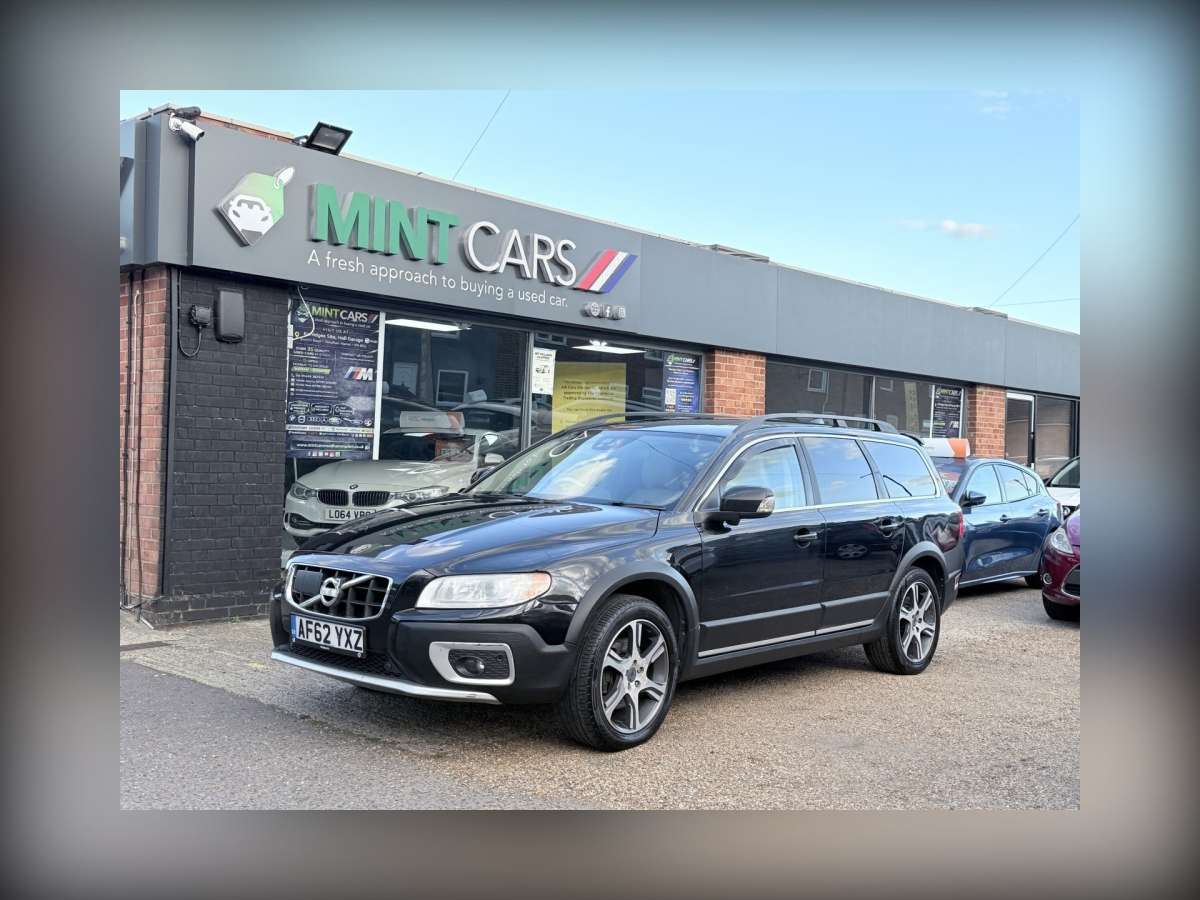 2012 Volvo XC70 2.4 D5 SE Lux Estate 5dr Diesel Geartronic AWD Euro 5 (215 ps)