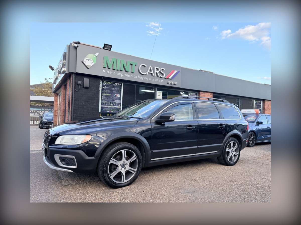 2012 Volvo XC70 2.4 D5 SE Lux Estate 5dr Diesel Geartronic AWD Euro 5 (215 ps)