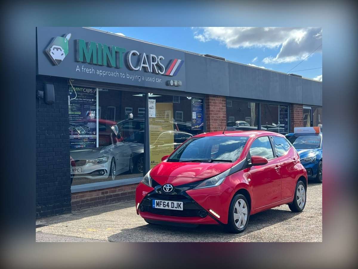 2014 Toyota Aygo 1.0 VVT-i x-play Hatchback 5dr Petrol Manual Euro 5 Euro 5 (68 ps)
