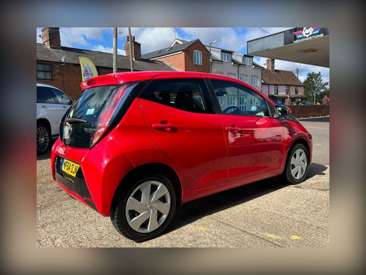 2014 Toyota Aygo 1.0 VVT-i x-play Hatchback 5dr Petrol Manual Euro 5 Euro 5 (68 ps)