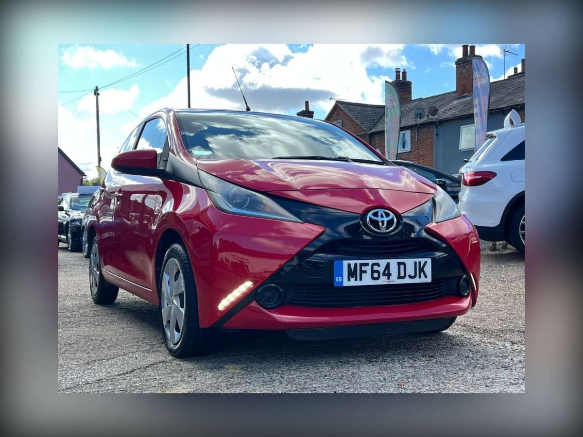 2014 Toyota Aygo 1.0 VVT-i x-play Hatchback 5dr Petrol Manual Euro 5 Euro 5 (68 ps)