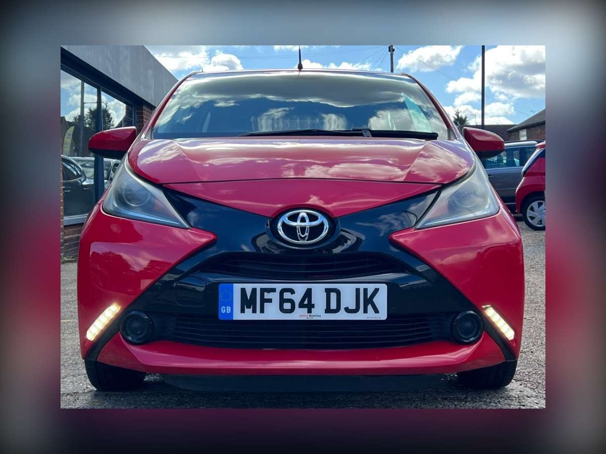 2014 Toyota Aygo 1.0 VVT-i x-play Hatchback 5dr Petrol Manual Euro 5 Euro 5 (68 ps)
