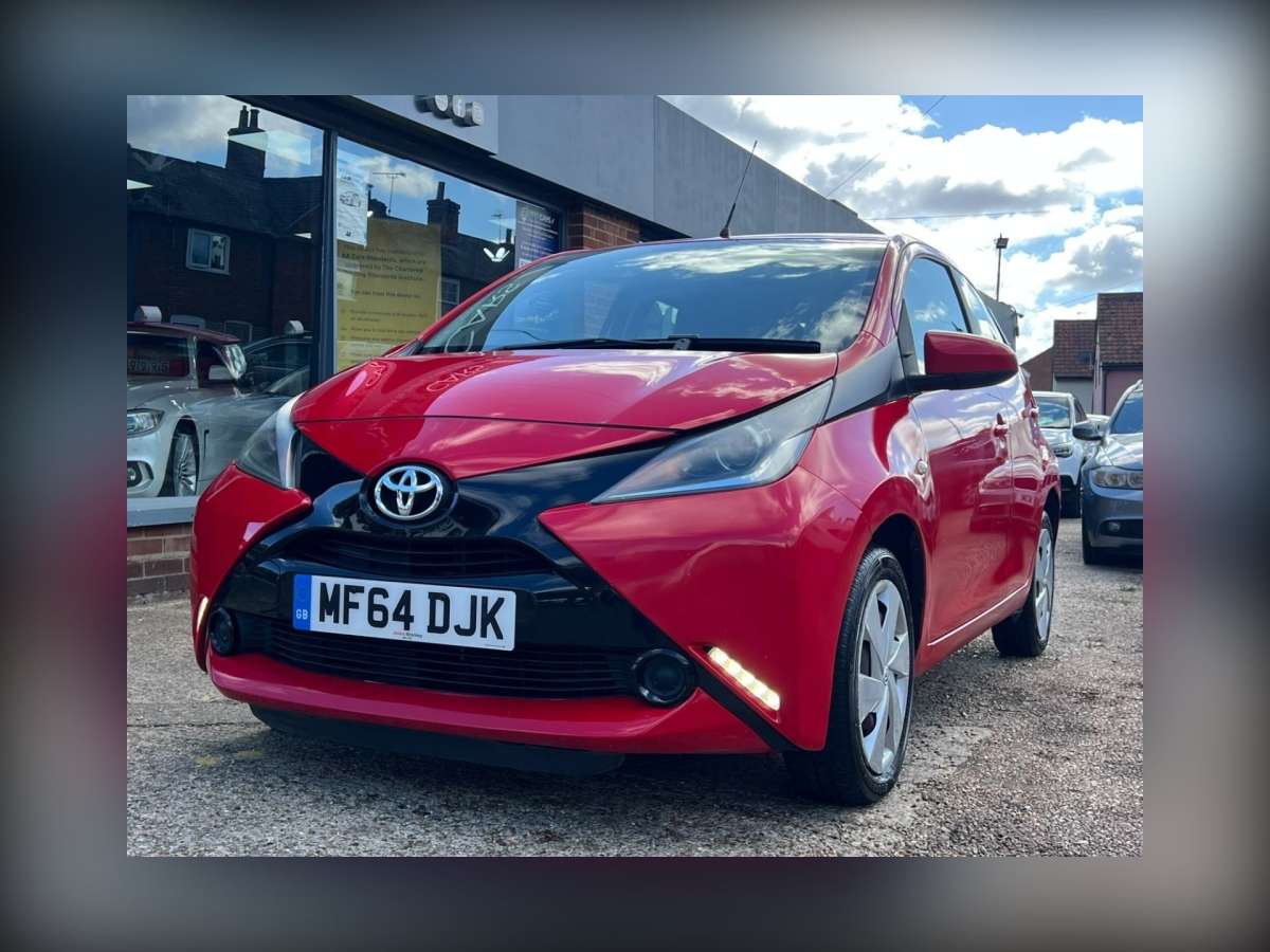 2014 Toyota Aygo 1.0 VVT-i x-play Hatchback 5dr Petrol Manual Euro 5 Euro 5 (68 ps)