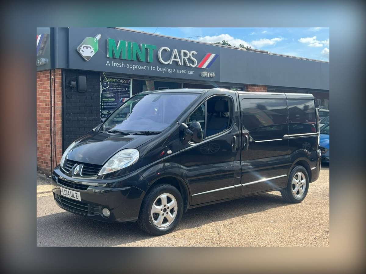 2014 Renault Trafic 2.0 dCi SL27 Sport Panel Van 3dr Diesel Manual L1 H1 (198 g/km, 115 bhp)