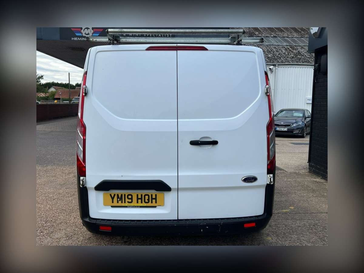 2019 Ford Transit Custom 2.0 280 EcoBlue Panel Van 5dr Diesel Manual L1 H1 Euro 6 (105 ps)