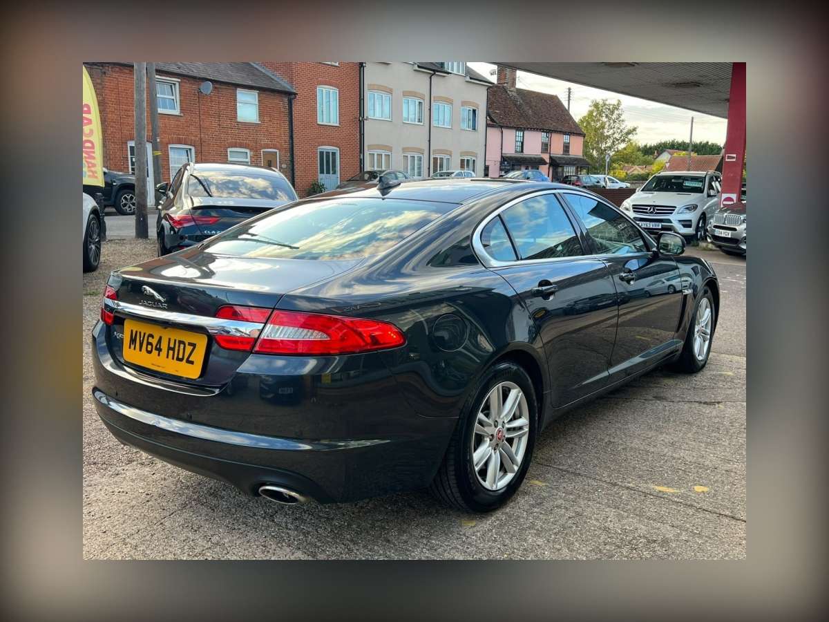 2014 Jaguar XF 2.2d Luxury Saloon 4dr Diesel Auto Euro 5 (s/s) (163 ps)