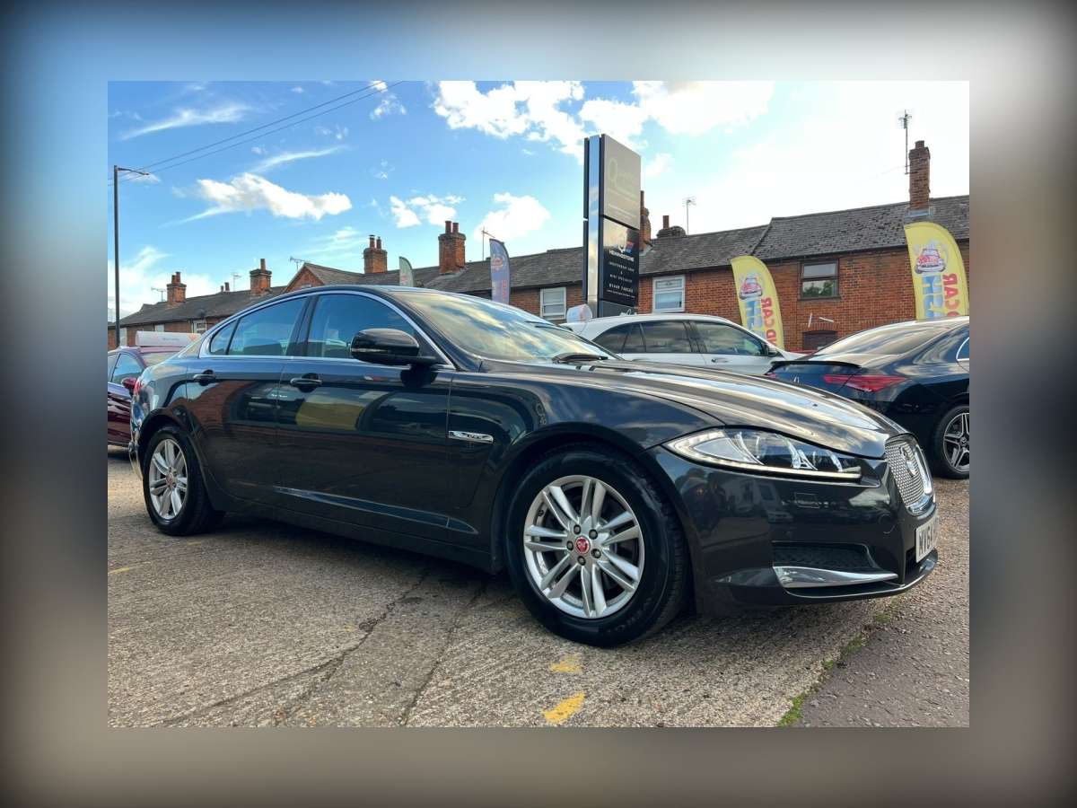 2014 Jaguar XF 2.2d Luxury Saloon 4dr Diesel Auto Euro 5 (s/s) (163 ps)