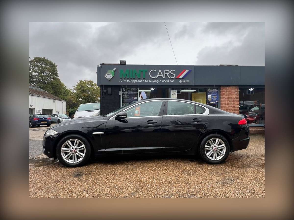 2012 Jaguar XF 2.2d SE Business Saloon 4dr Diesel Auto Euro 5 (s/s) (163 ps)