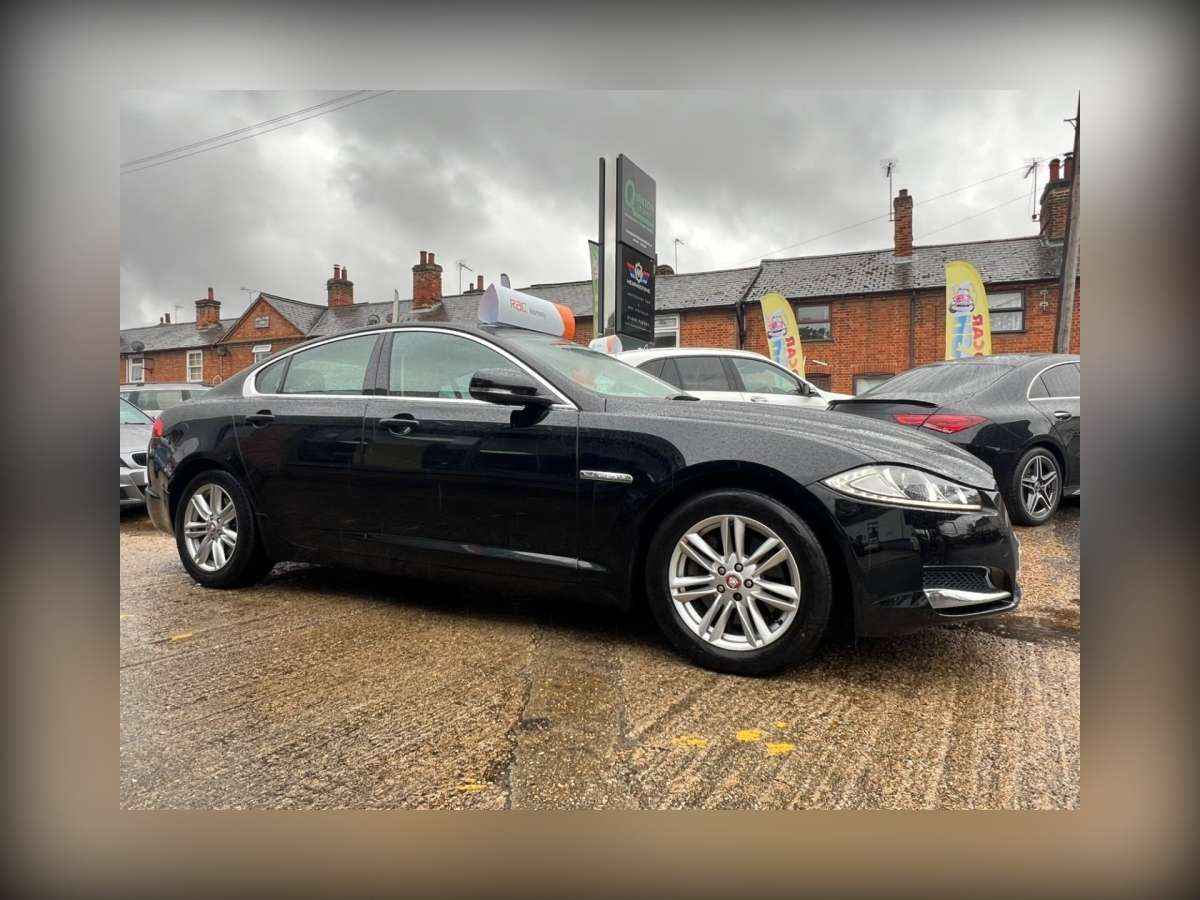 2012 Jaguar XF 2.2d SE Business Saloon 4dr Diesel Auto Euro 5 (s/s) (163 ps)