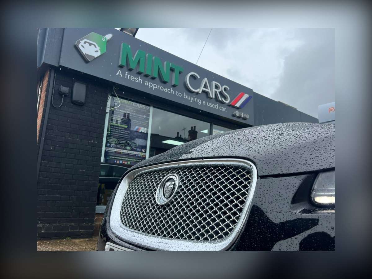 2012 Jaguar XF 2.2d SE Business Saloon 4dr Diesel Auto Euro 5 (s/s) (163 ps)