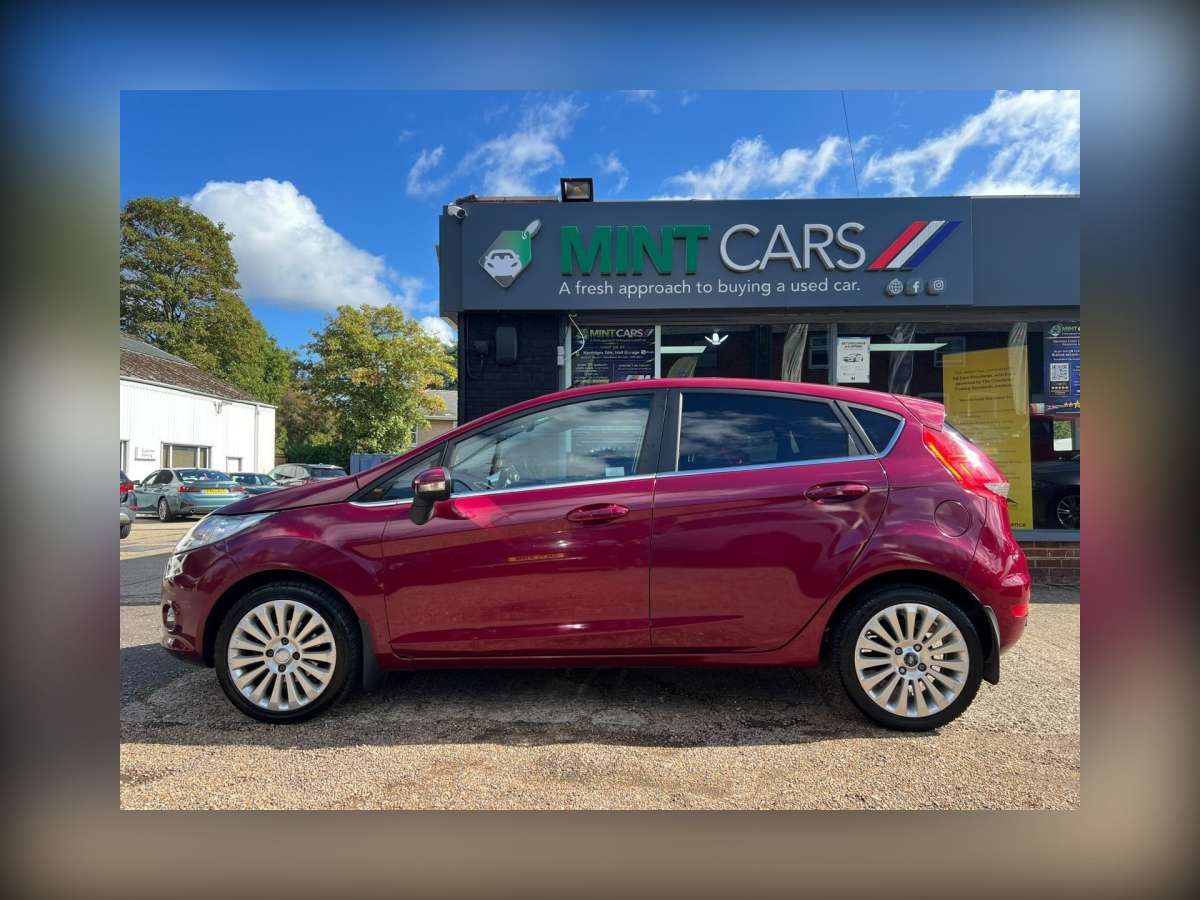 2009 Ford Fiesta 1.4 Titanium Hatchback 5dr Petrol Automatic (154 g/km, 94 bhp)