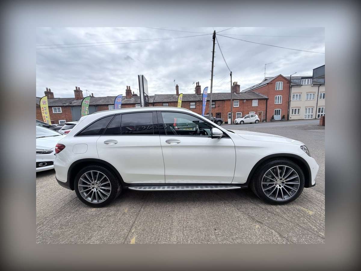 2015 Mercedes-Benz GLC 2.1 GLC220d AMG Line (Premium Plus) SUV 5dr Diesel G-Tronic 4MATIC Euro 6 (s/s) (170 ps)