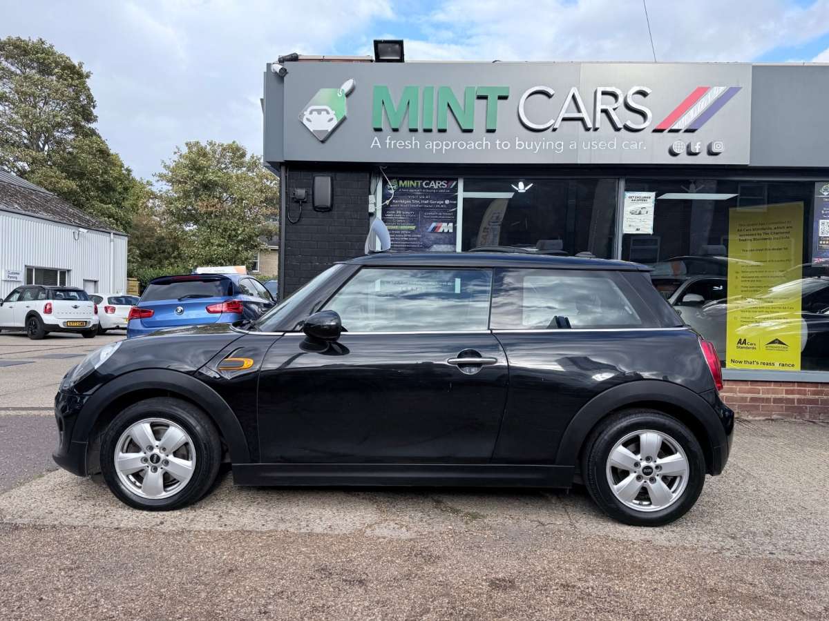 2017 Mini Hatch 1.5 Cooper D Hatchback 3dr Diesel Manual Euro 6 (s/s) (116 ps)