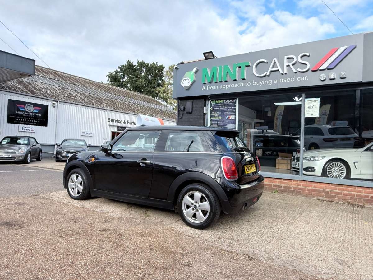 2017 Mini Hatch 1.5 Cooper D Hatchback 3dr Diesel Manual Euro 6 (s/s) (116 ps)