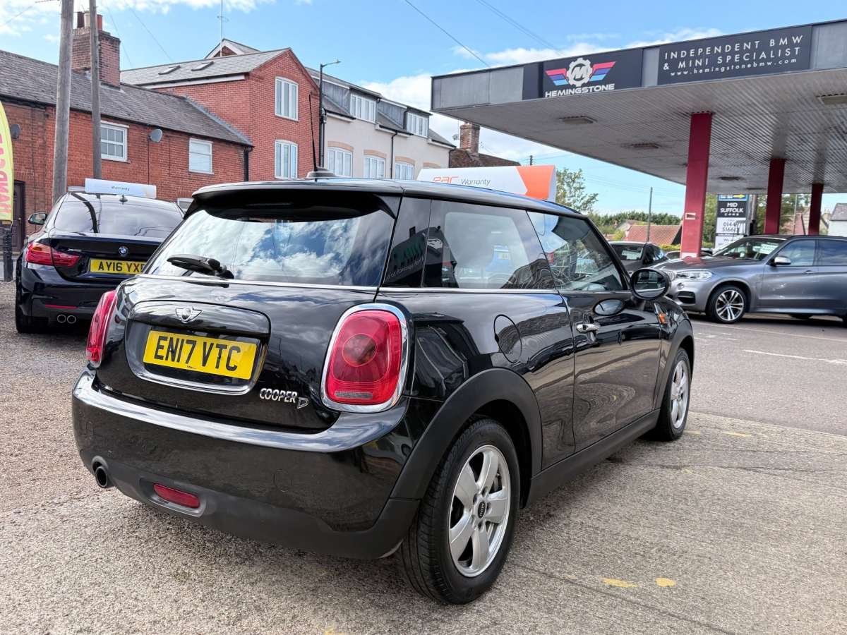 2017 Mini Hatch 1.5 Cooper D Hatchback 3dr Diesel Manual Euro 6 (s/s) (116 ps)