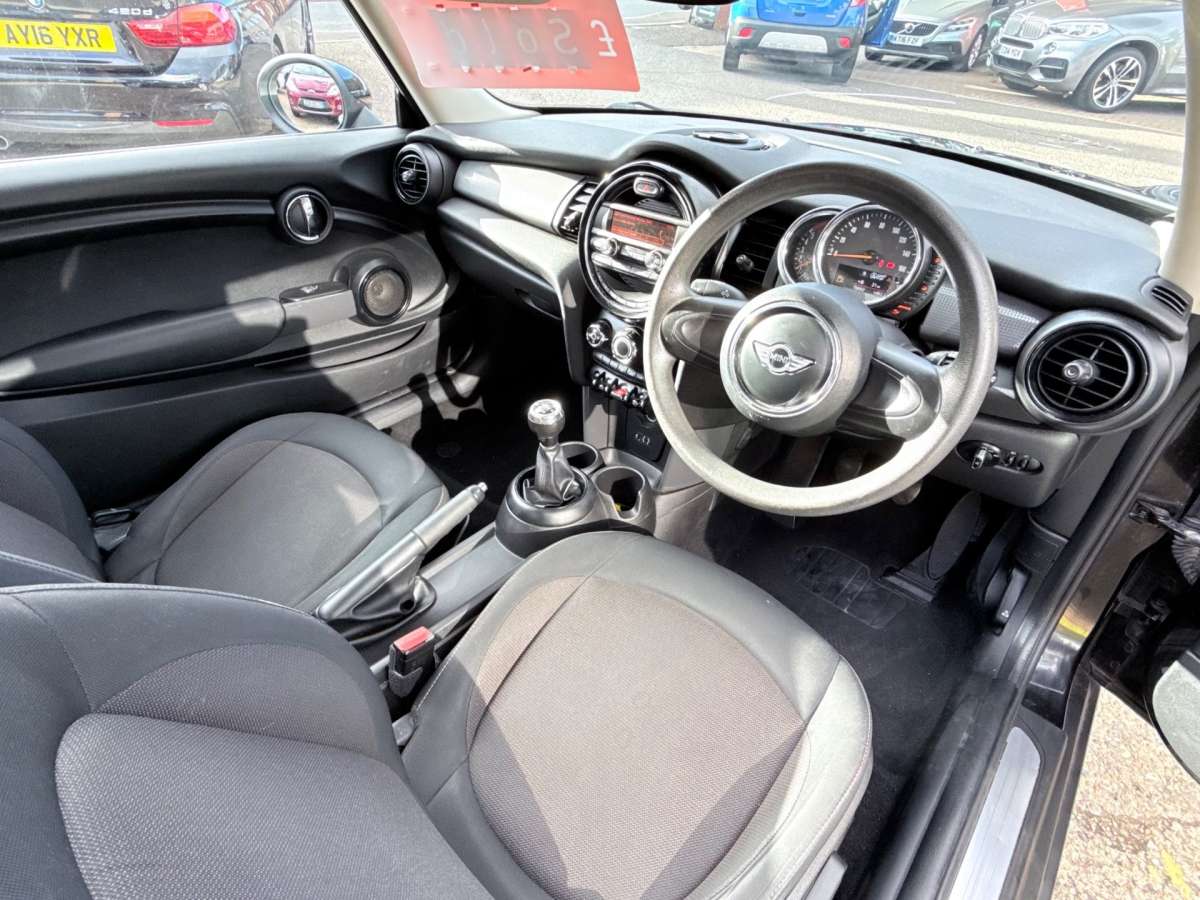 2017 Mini Hatch 1.5 Cooper D Hatchback 3dr Diesel Manual Euro 6 (s/s) (116 ps)