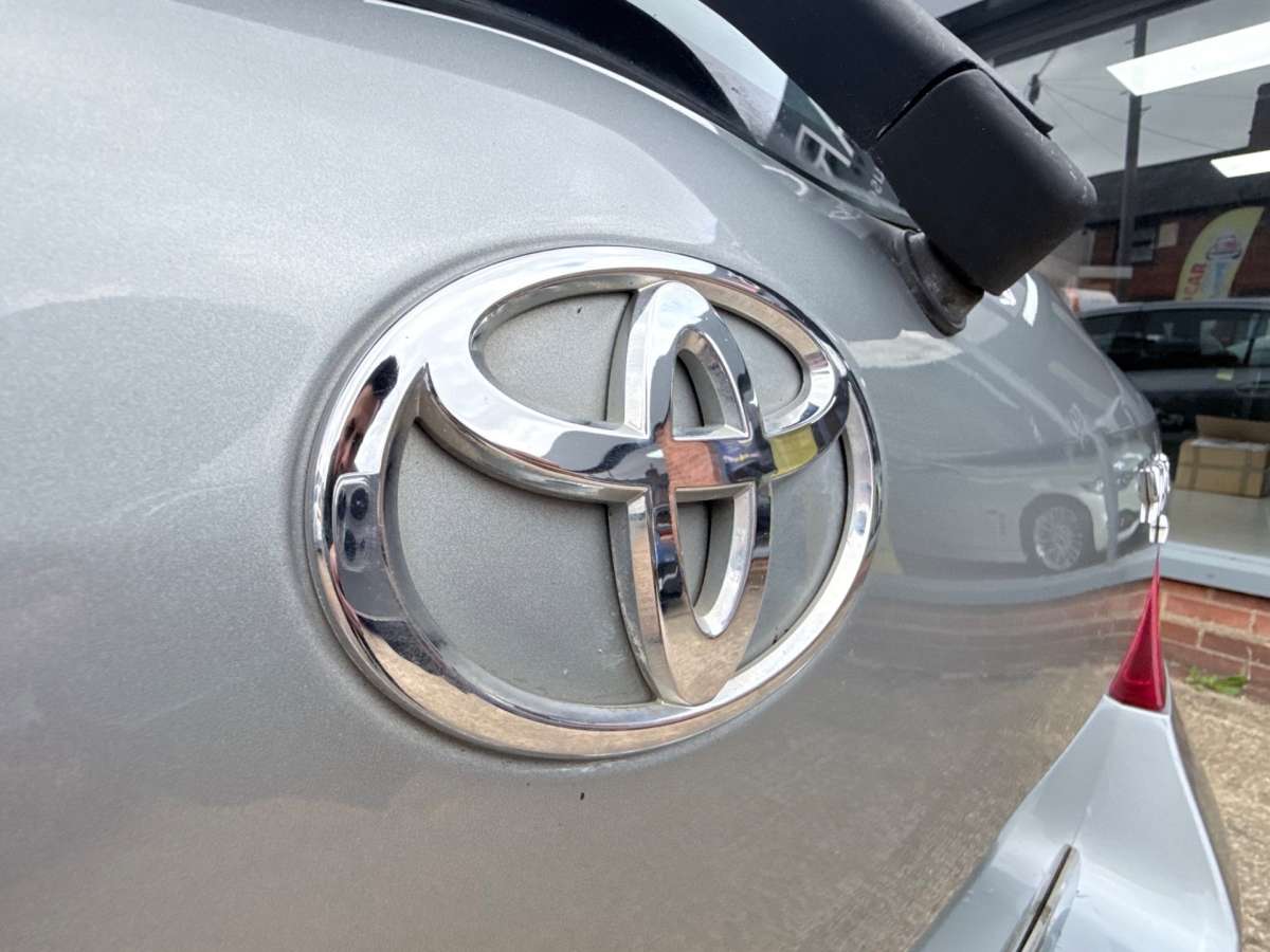 2008 Toyota Yaris 1.3 TR Hatchback 5dr Petrol Multimode (136 g/km, 85 bhp)