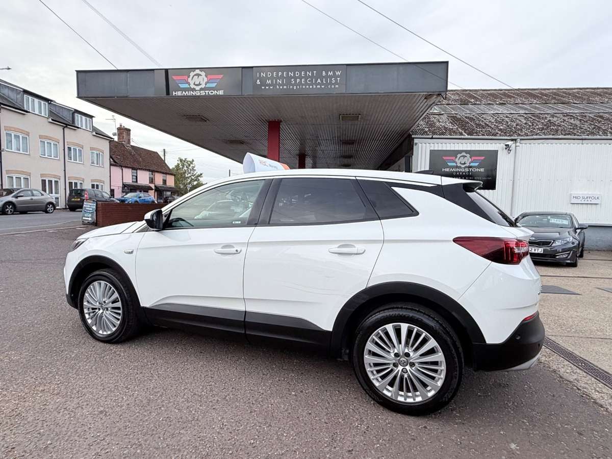 2018 Vauxhall Grandland X 1.2 Turbo Sport Nav SUV 5dr Petrol Auto Euro 6 (s/s) (130 ps)
