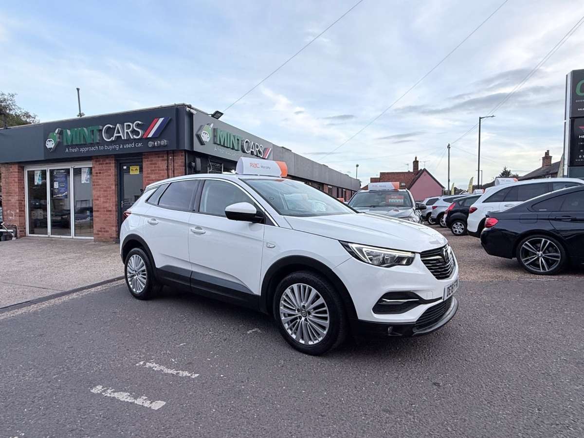 2018 Vauxhall Grandland X 1.2 Turbo Sport Nav SUV 5dr Petrol Auto Euro 6 (s/s) (130 ps)