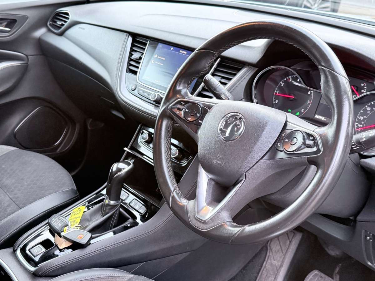 2018 Vauxhall Grandland X 1.2 Turbo Sport Nav SUV 5dr Petrol Auto Euro 6 (s/s) (130 ps)