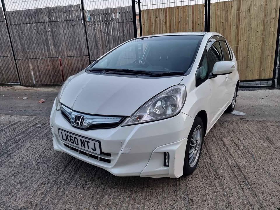 2010 Honda Fit White