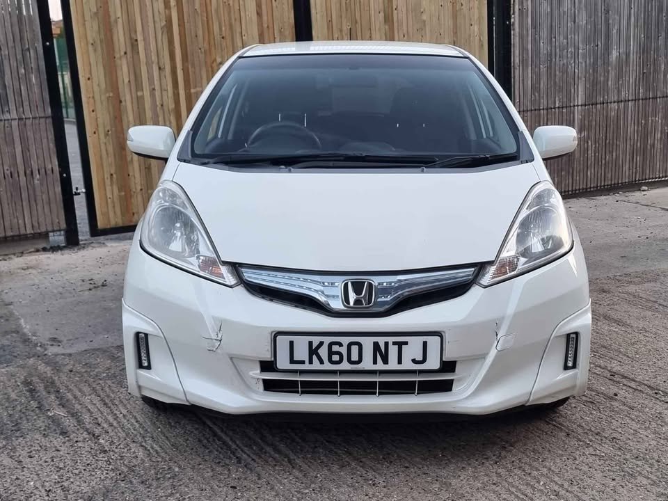 2010 Honda Fit White