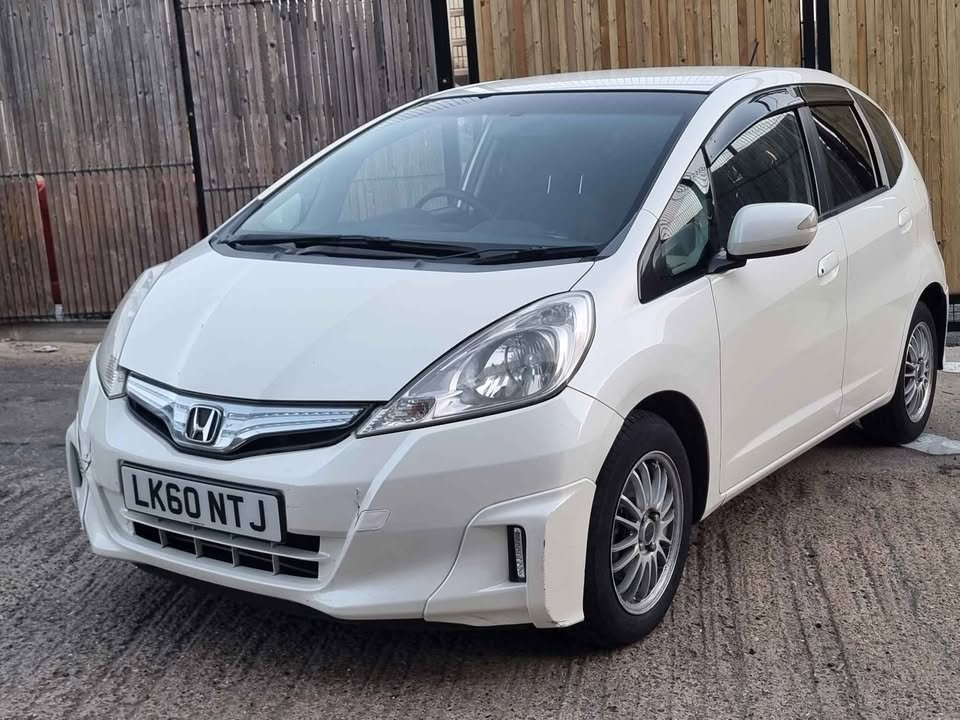 2010 Honda Fit White