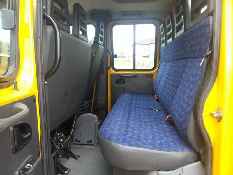 2004 Iveco Daily recovery / plant 54 plate 65 c 15 7 seats 60k image 6