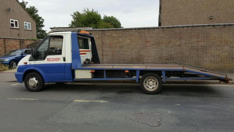 2003 Ford transit recovery truck image 1
