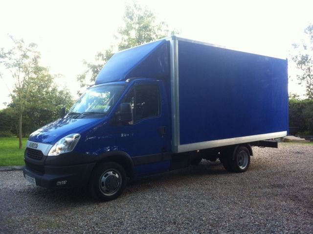 2012 Iveco Daily Luton image 1