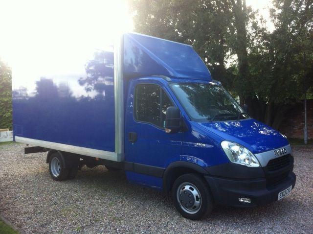 2012 Iveco Daily Luton image 4