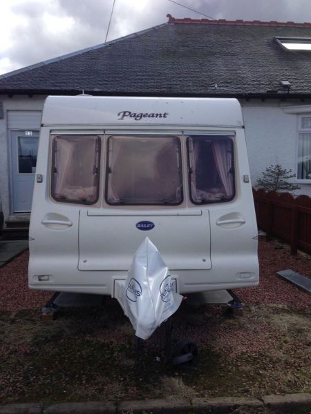 2002 Bailey Pageant Champagne image 2