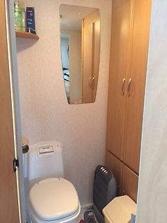 2002 Bailey Pageant Champagne - 4 berth image 7